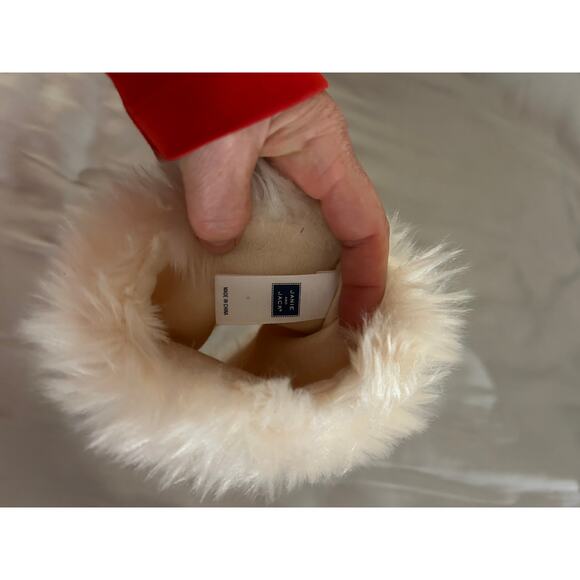janie and Jack white furry muff - Picture 2 of 2